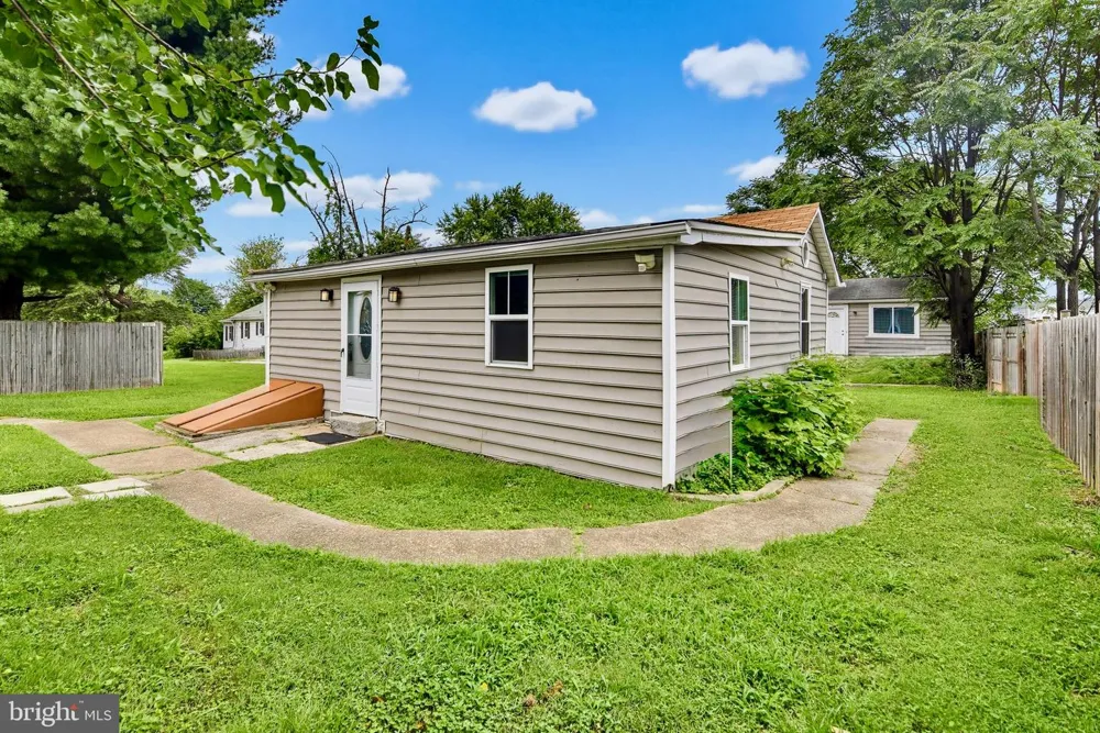 1841 EAST AVENUE Baltimore, MD 21222