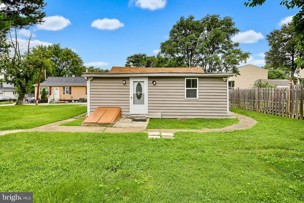 1841 EAST AVENUE Baltimore, MD 21222