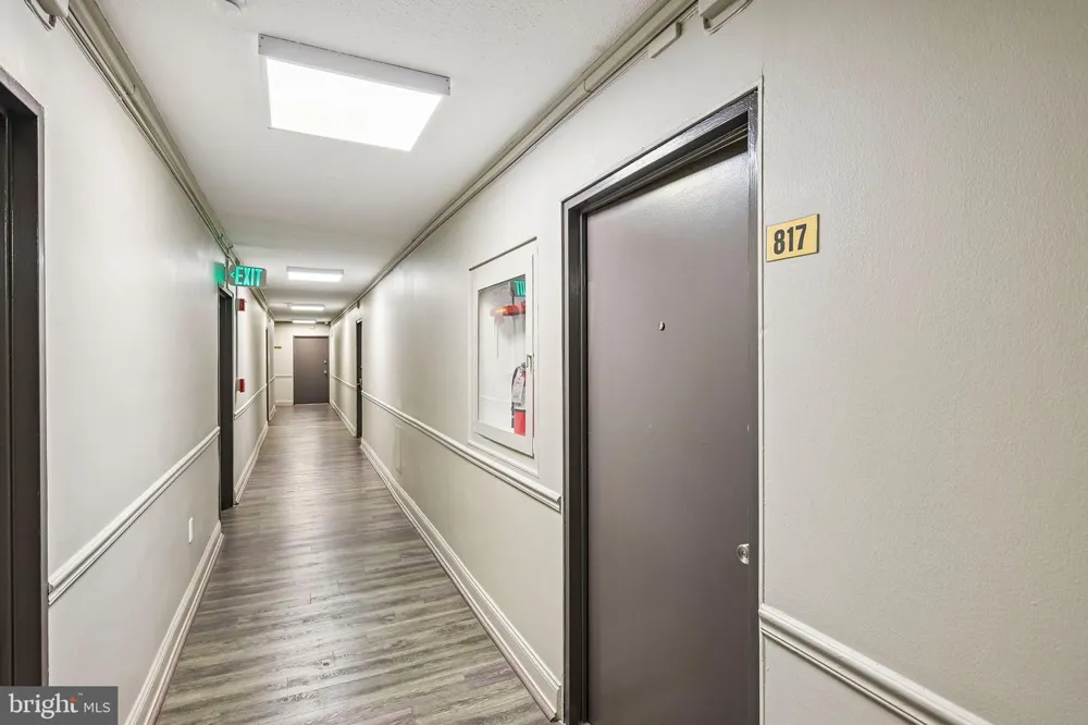 2101 CHESTNUT STREET #817 Philadelphia, PA 19103