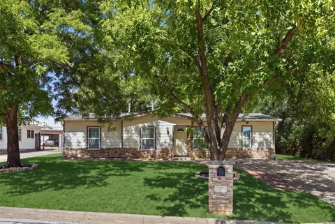 1218 Diana Drive
