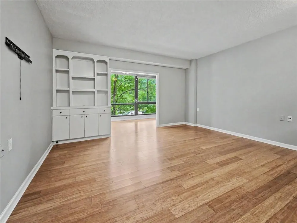 1800 Clairmont Lake #A314 Decatur, GA 30033