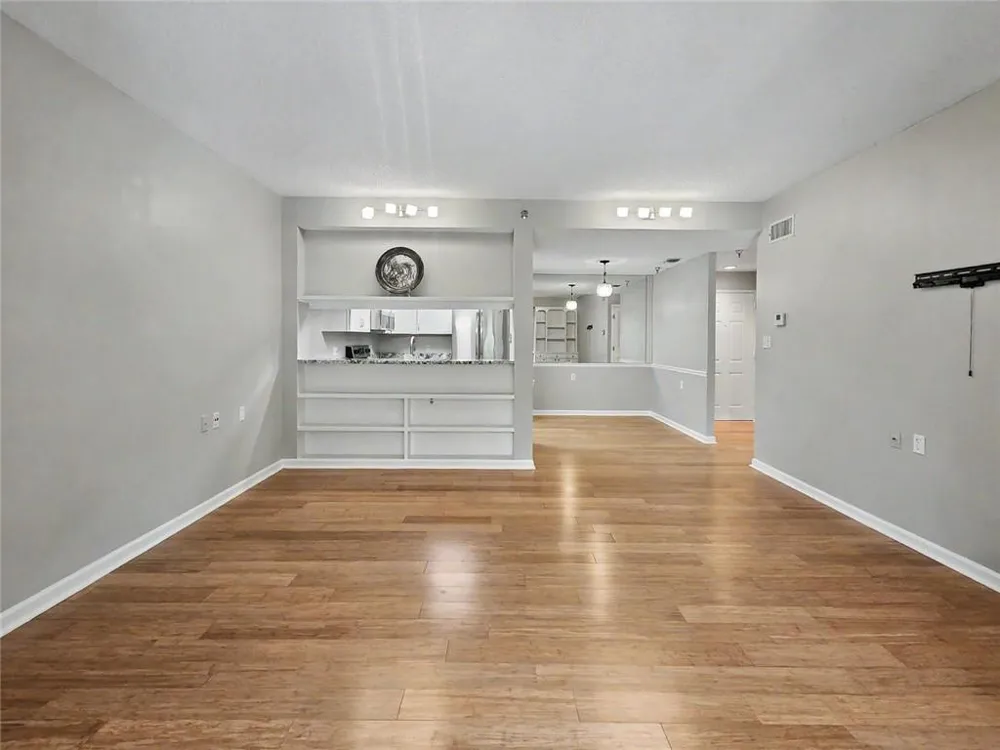 1800 Clairmont Lake #A314 Decatur, GA 30033