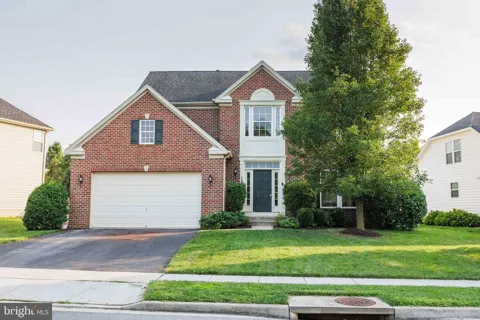 122 SUNLIGHT COURT