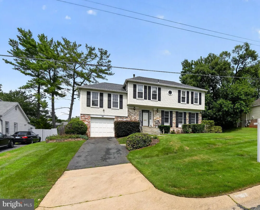 7905 IVYMOUNT TERRACE Potomac, MD 20854