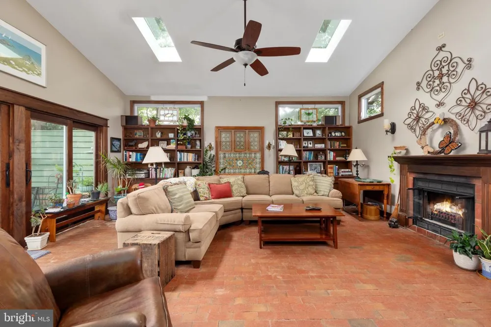 179 QUICKSBURG MILL LANE Quicksburg, VA 22847