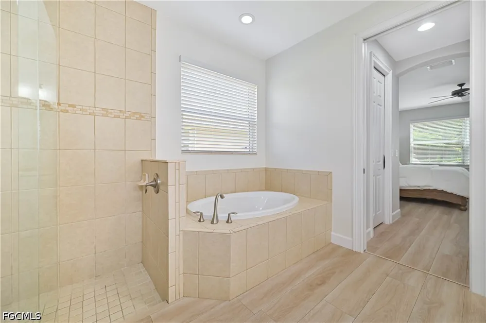 Seaside Key Court North Fort Myers, FL 33903