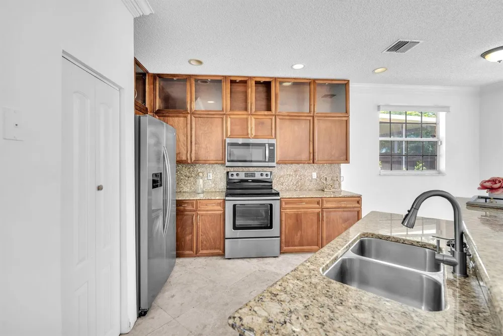 3628 DUNES VISTA DRIVE Pompano Beach, FL 33069