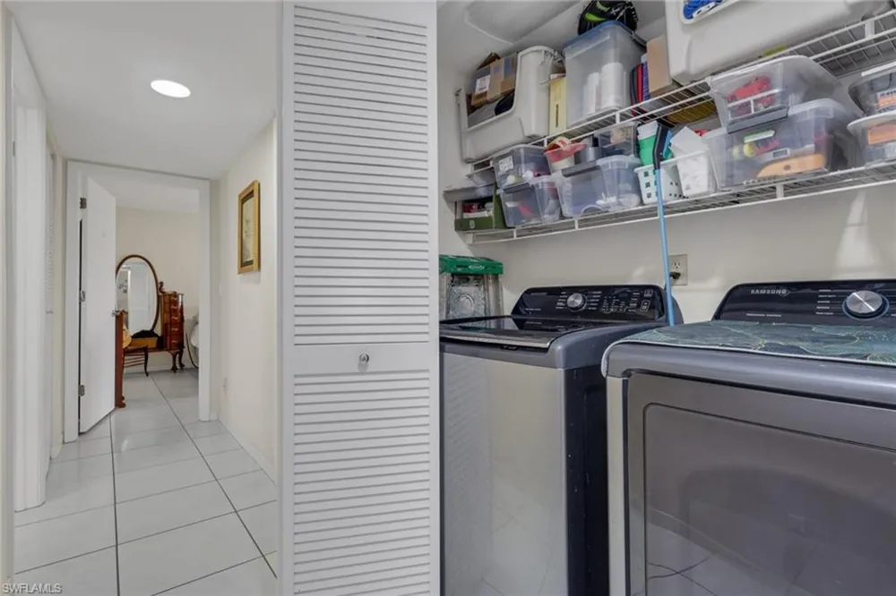 5770 Trailwinds Drive #213 Fort Myers, FL 33907
