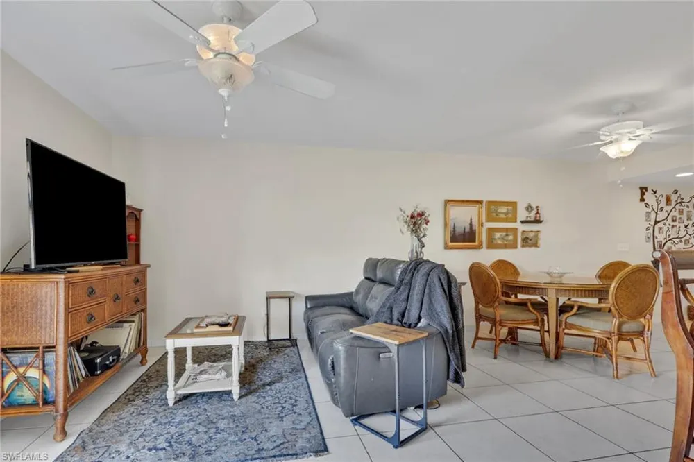 5770 Trailwinds Drive #213 Fort Myers, FL 33907