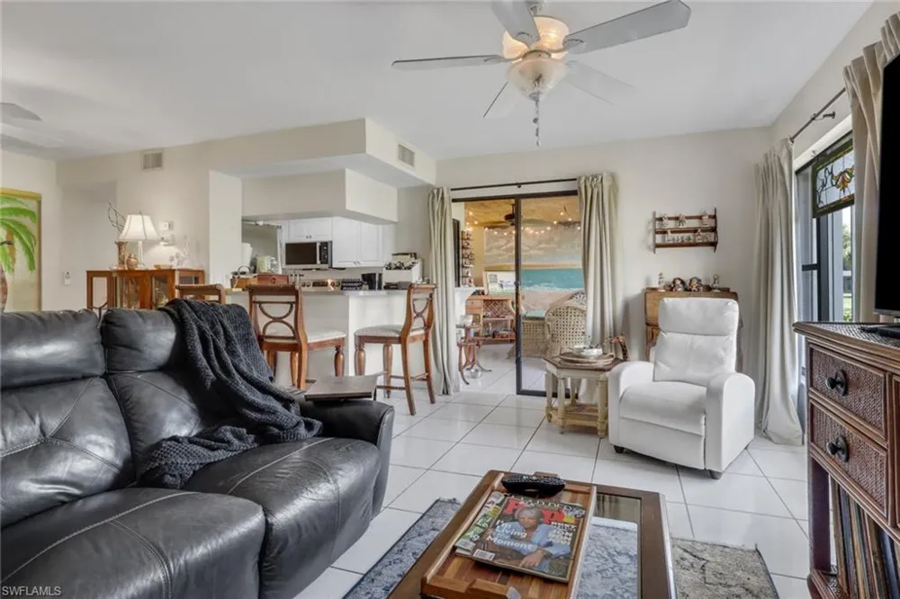 5770 Trailwinds Drive #213 Fort Myers, FL 33907