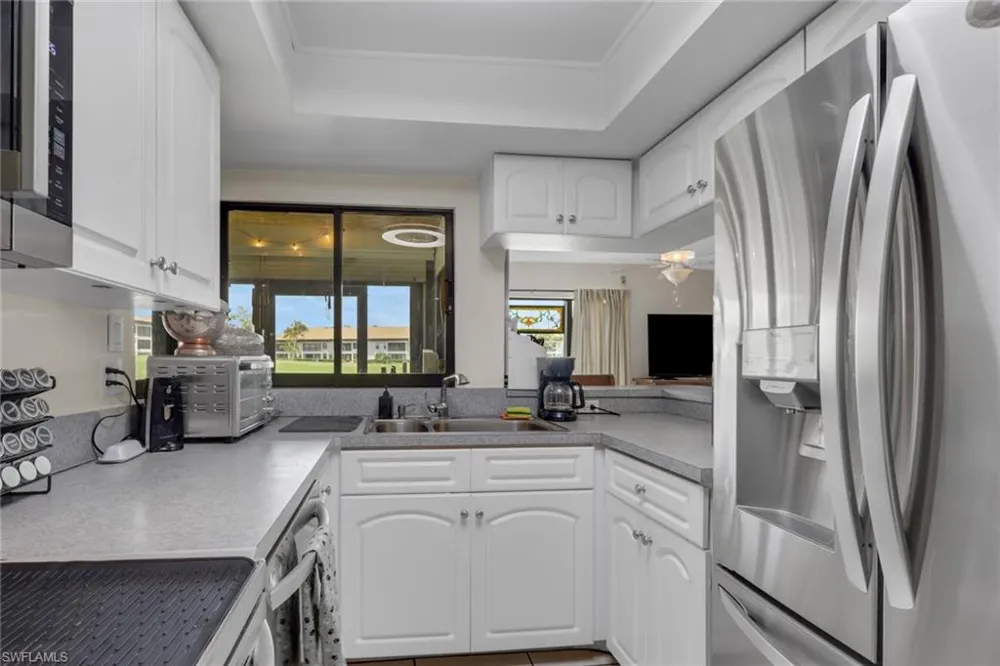 5770 Trailwinds Drive #213 Fort Myers, FL 33907