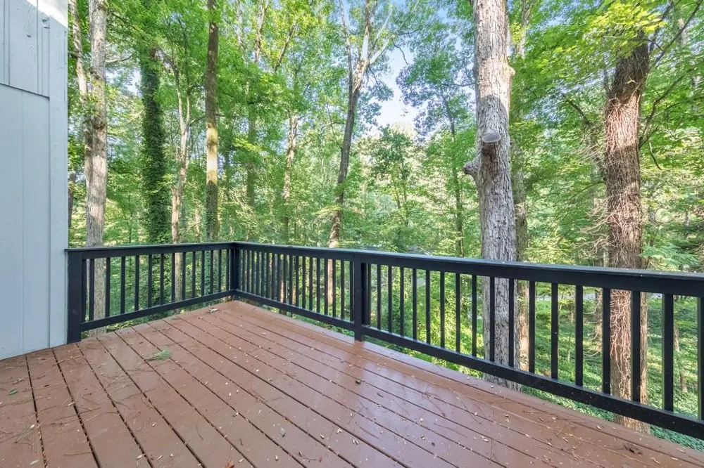 210 Brandenburgh Circle Roswell, GA 30075