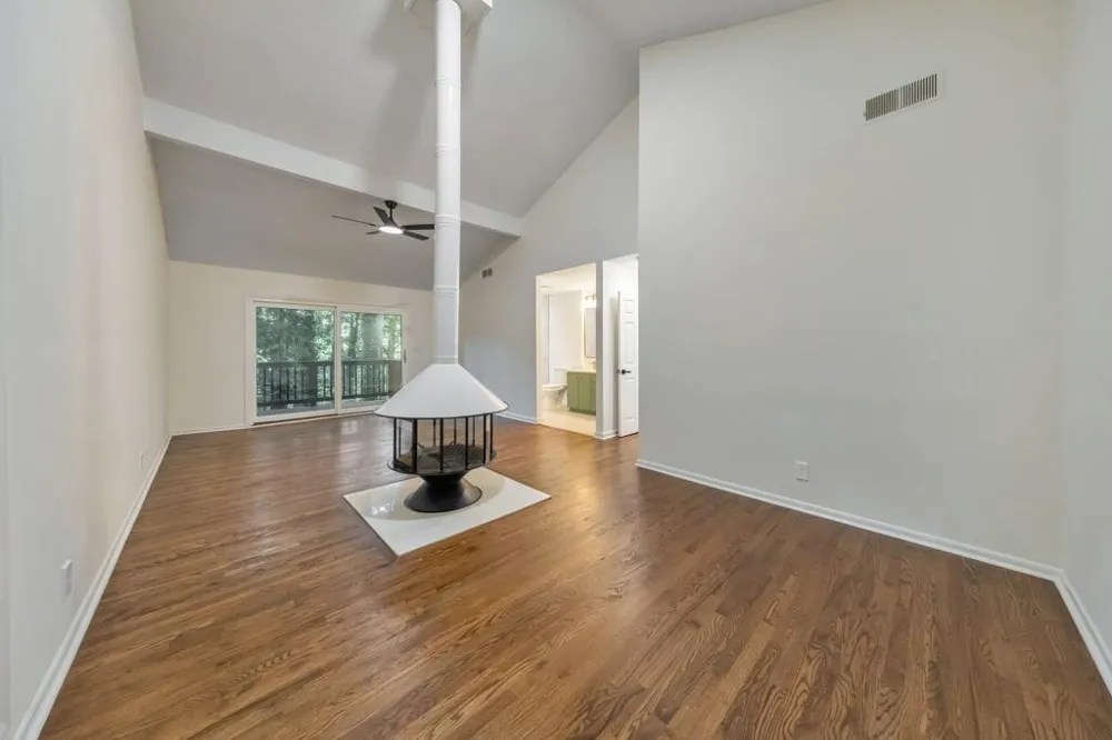210 Brandenburgh Circle Roswell, GA 30075