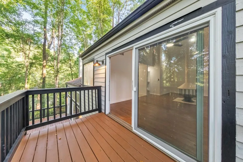 210 Brandenburgh Circle Roswell, GA 30075