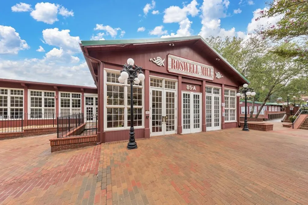 210 Brandenburgh Circle Roswell, GA 30075