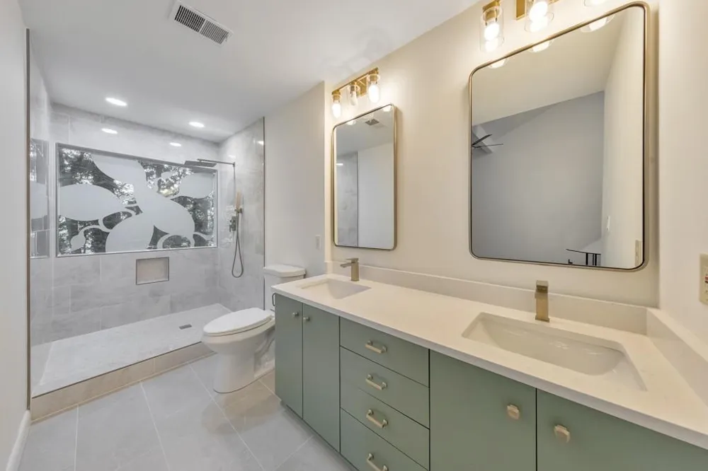210 Brandenburgh Circle Roswell, GA 30075