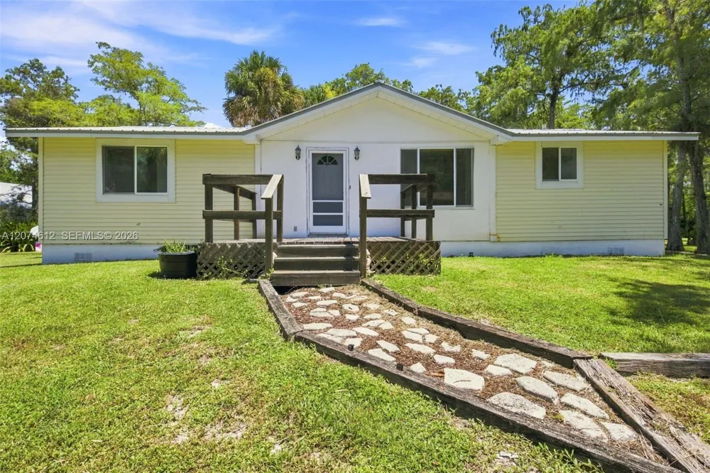 5108 206th Ter N Loxahatchee, FL 33470