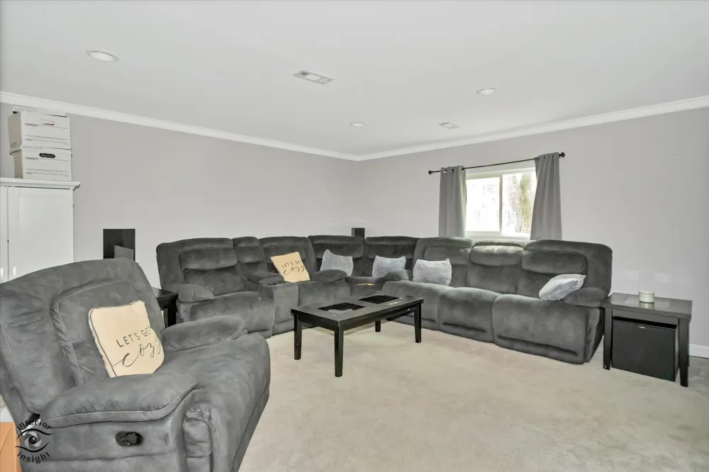 2724 Lois Street Portage, IN 46368