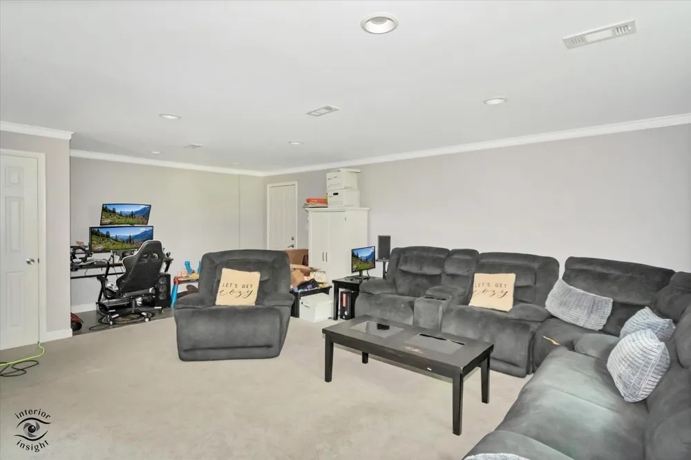 2724 Lois Street Portage, IN 46368