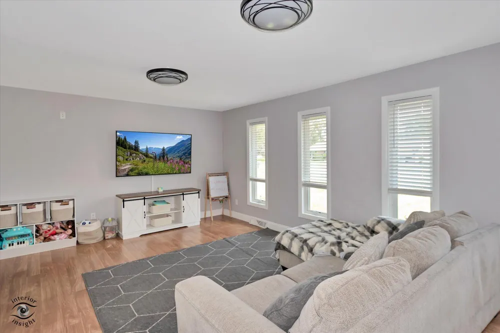 2724 Lois Street Portage, IN 46368