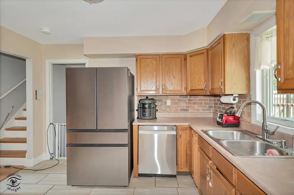 2724 Lois Street Portage, IN 46368