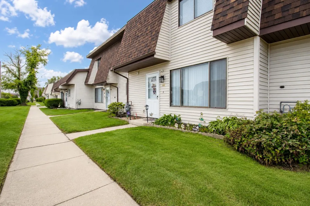 347 E 60th Drive Merrillville, IN 46410