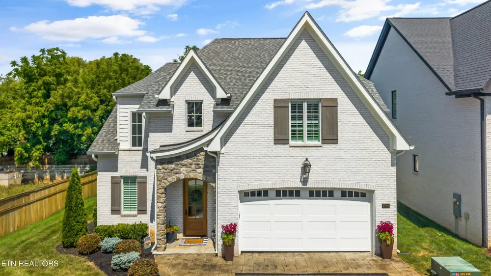 9729 Lantern Way Knoxville, TN 37922