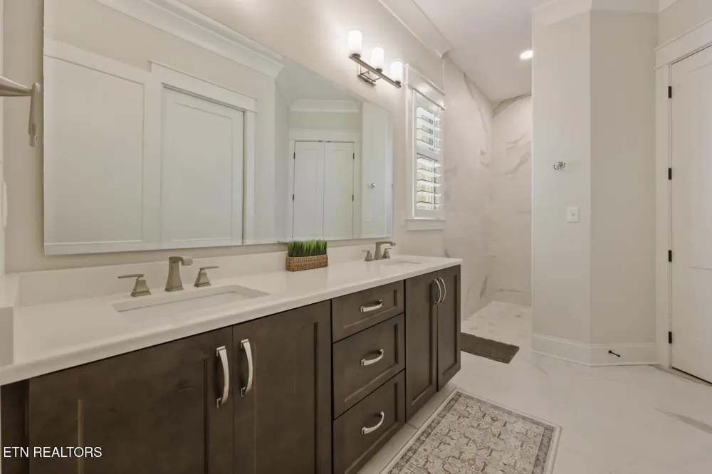 9729 Lantern Way Knoxville, TN 37922