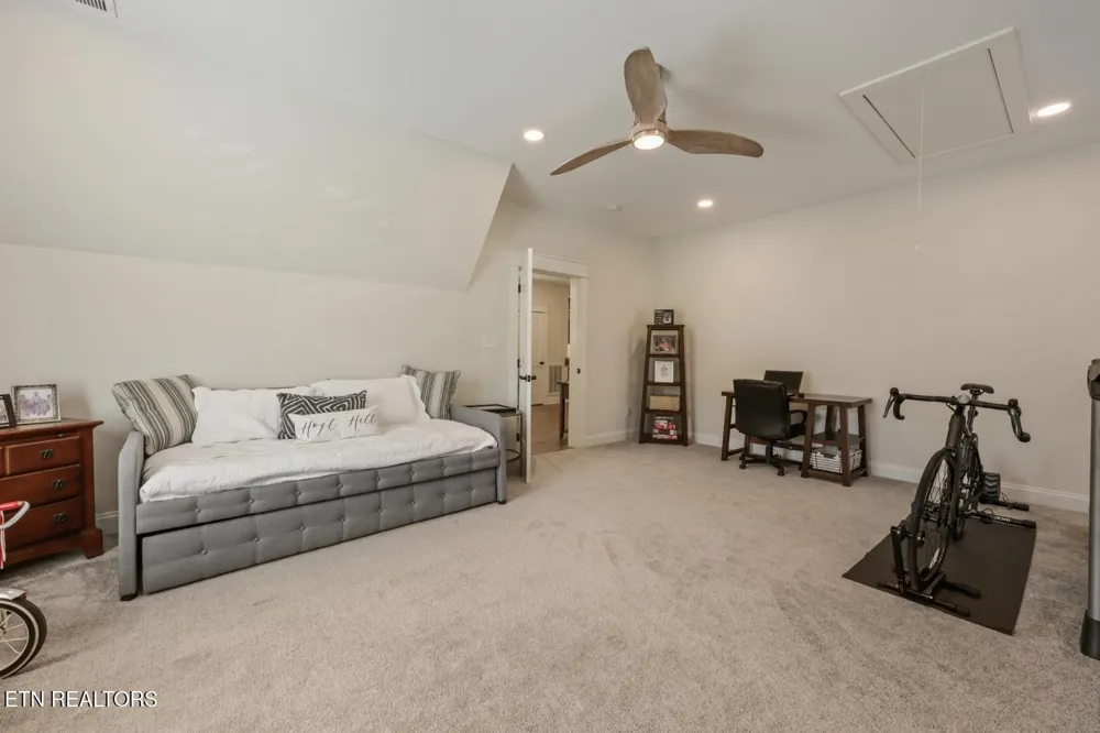 9729 Lantern Way Knoxville, TN 37922