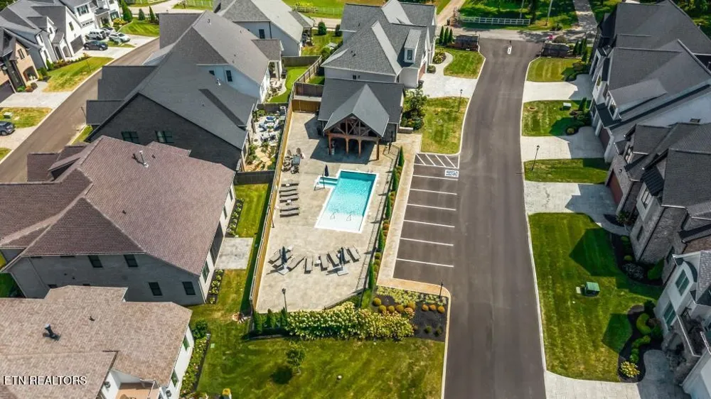 9729 Lantern Way Knoxville, TN 37922