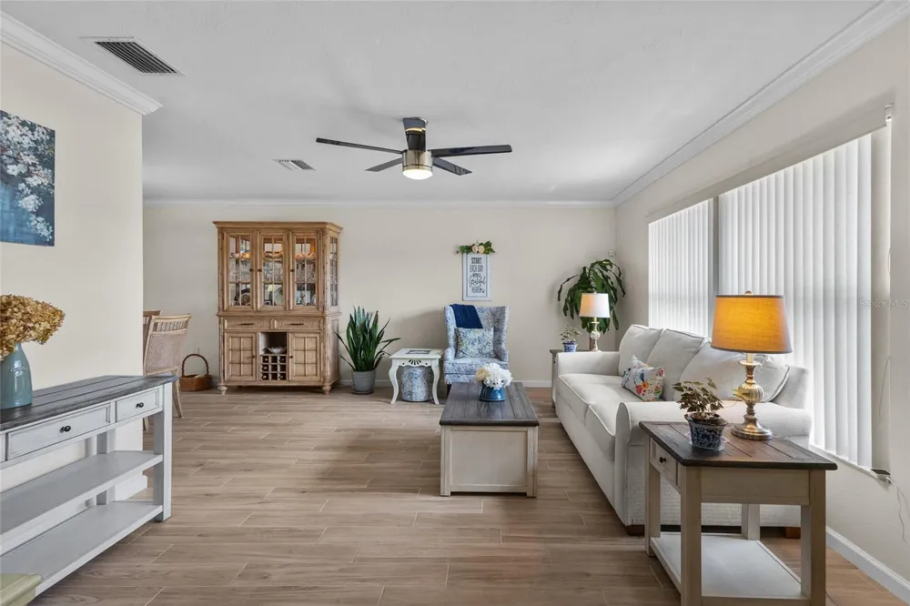 6640 WATERFORD LANE Sarasota, FL 34238