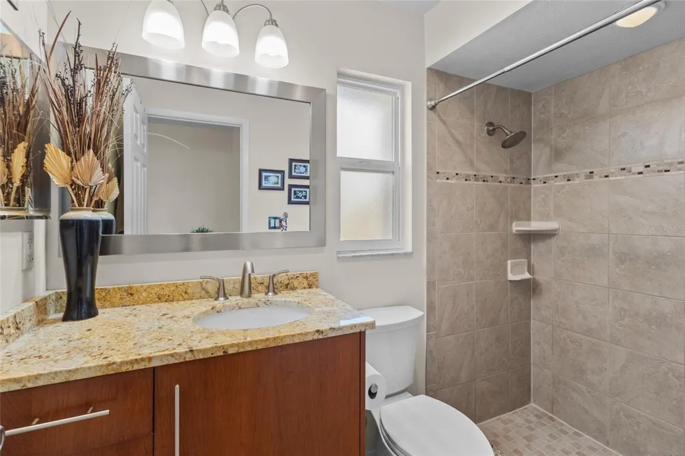 6640 WATERFORD LANE Sarasota, FL 34238