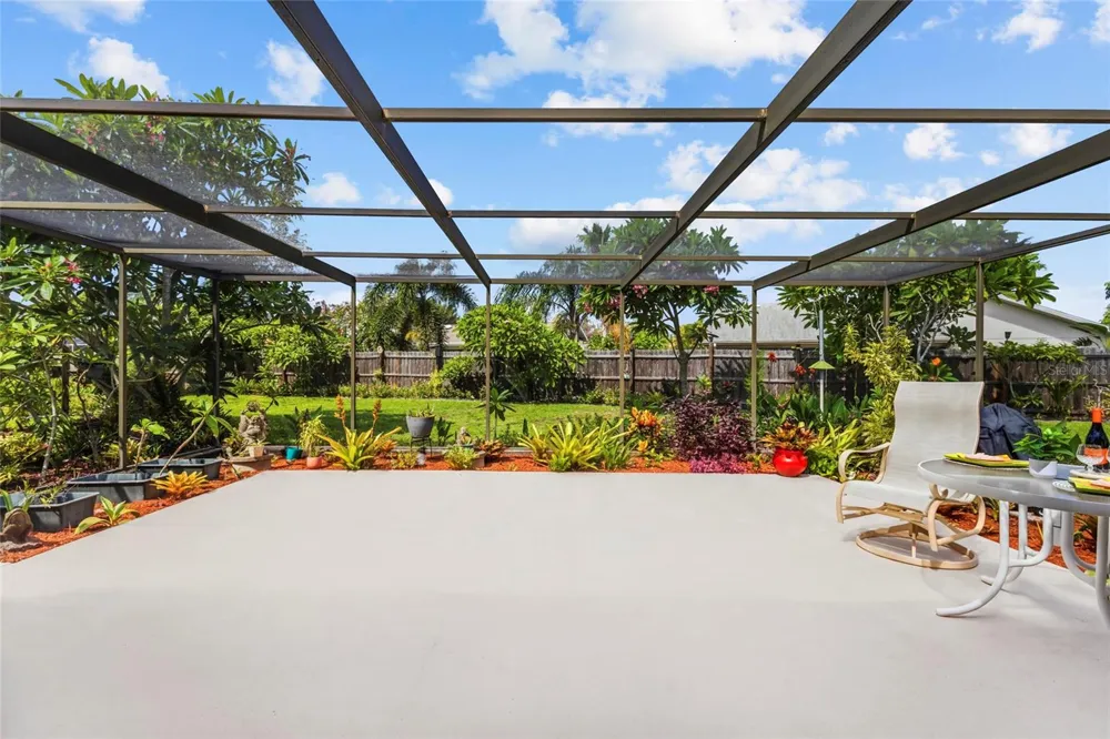 6640 WATERFORD LANE Sarasota, FL 34238