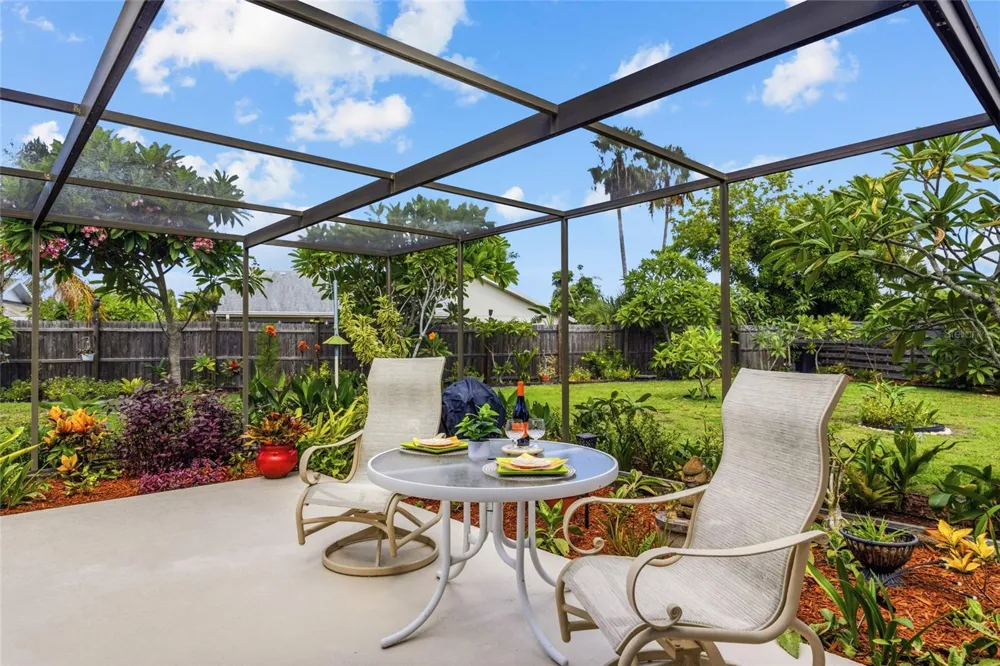 6640 WATERFORD LANE Sarasota, FL 34238