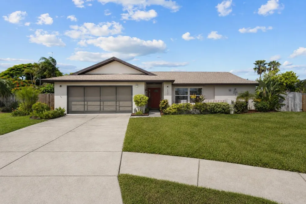 6640 WATERFORD LANE Sarasota, FL 34238
