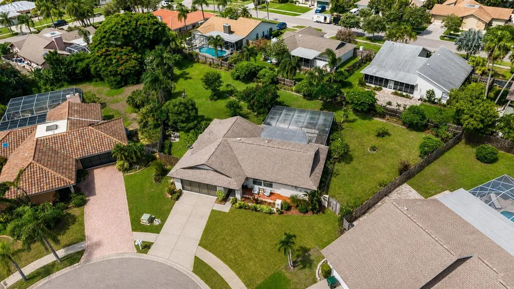 6640 WATERFORD LANE Sarasota, FL 34238