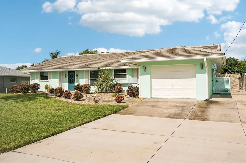 4390 ALBACORE CIRCLE Port Charlotte, FL 33948
