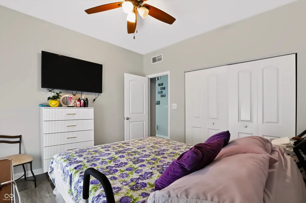 1378 Padana Drive Greenwood, IN 46143