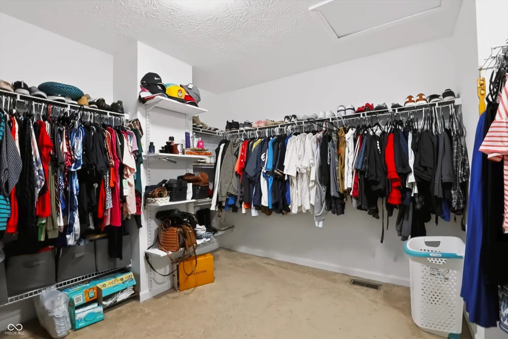 1378 Padana Drive Greenwood, IN 46143