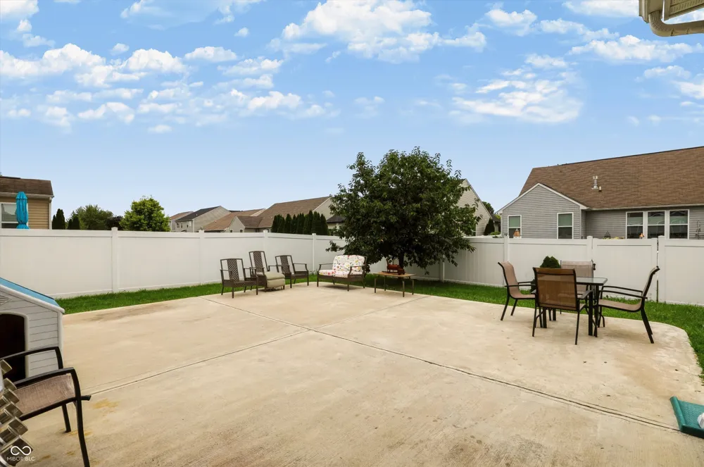 1378 Padana Drive Greenwood, IN 46143