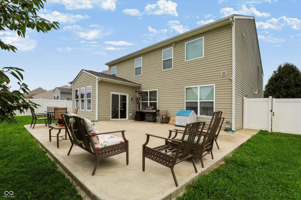 1378 Padana Drive Greenwood, IN 46143