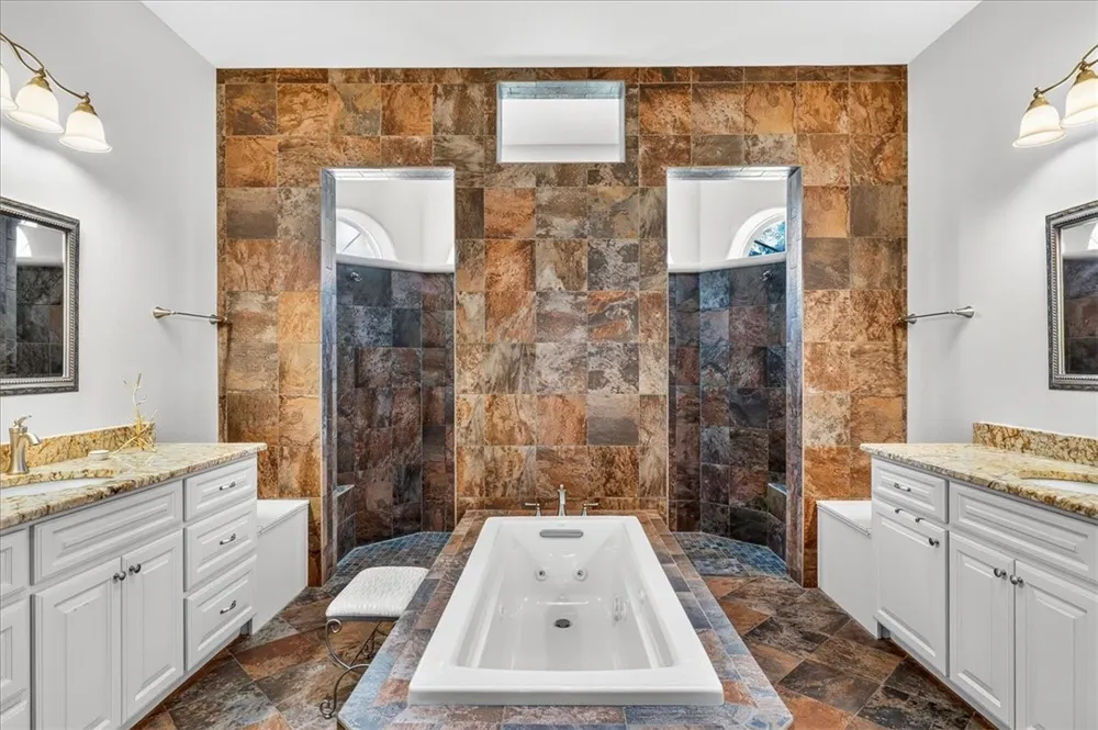 415 Porpoise Drive Aransas Pass, TX 78336