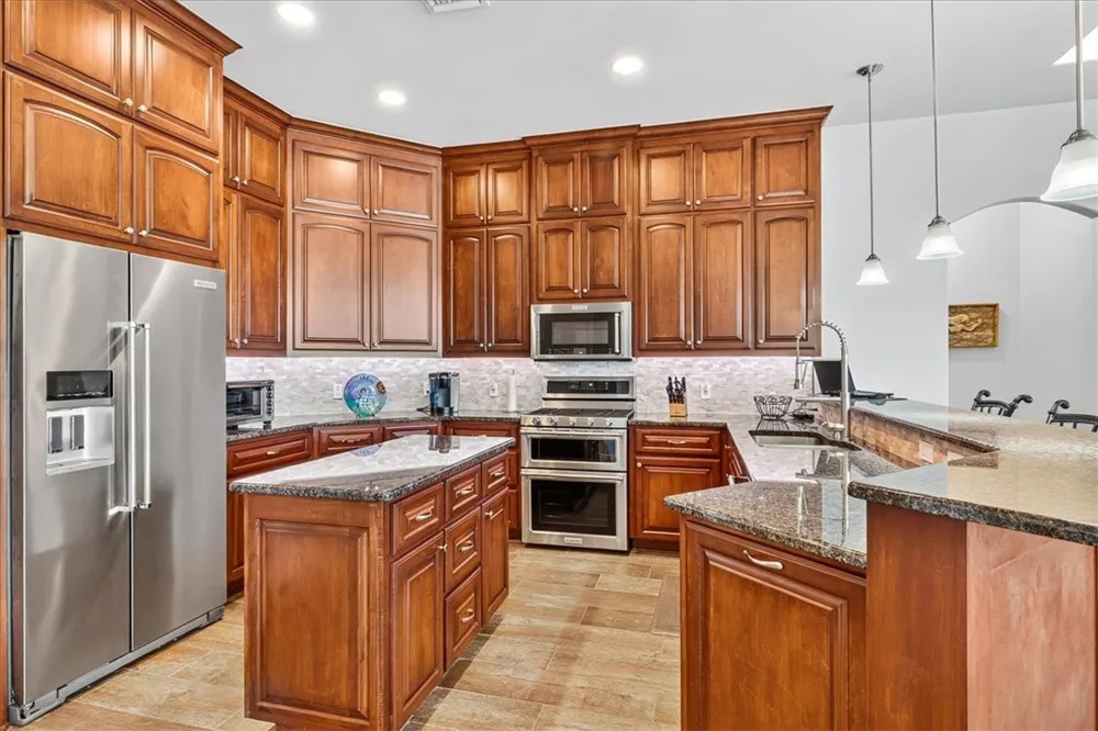 415 Porpoise Drive Aransas Pass, TX 78336