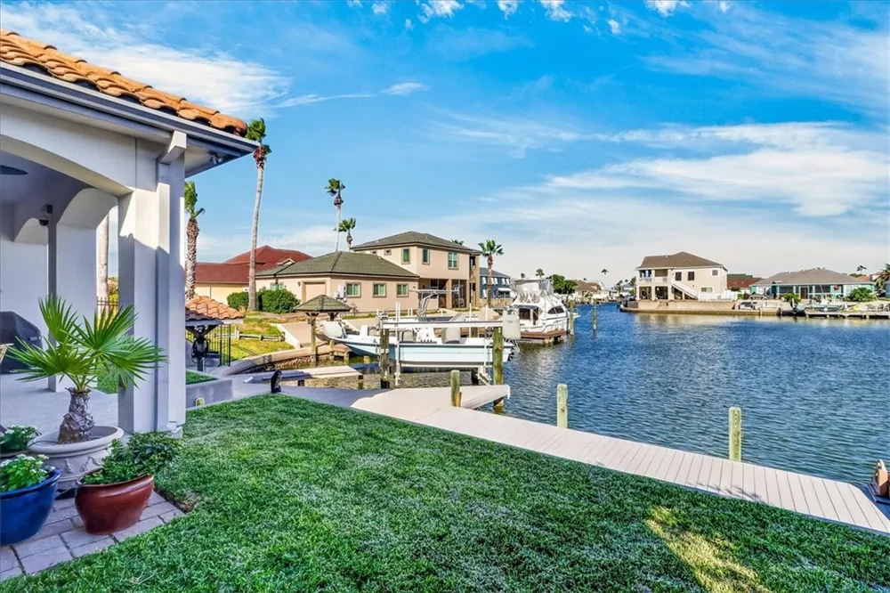 415 Porpoise Drive Aransas Pass, TX 78336