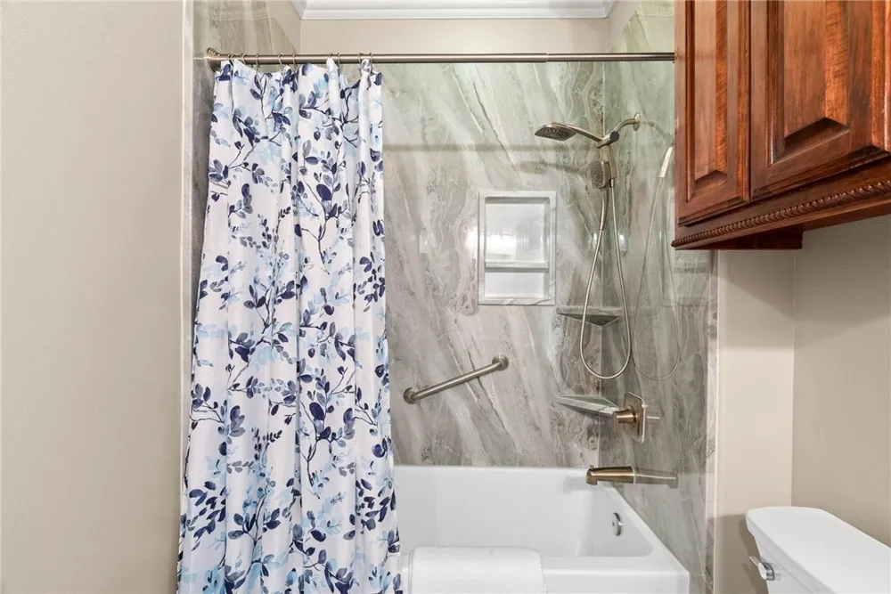 6821 Round Table Street Corpus Christi, TX 78414