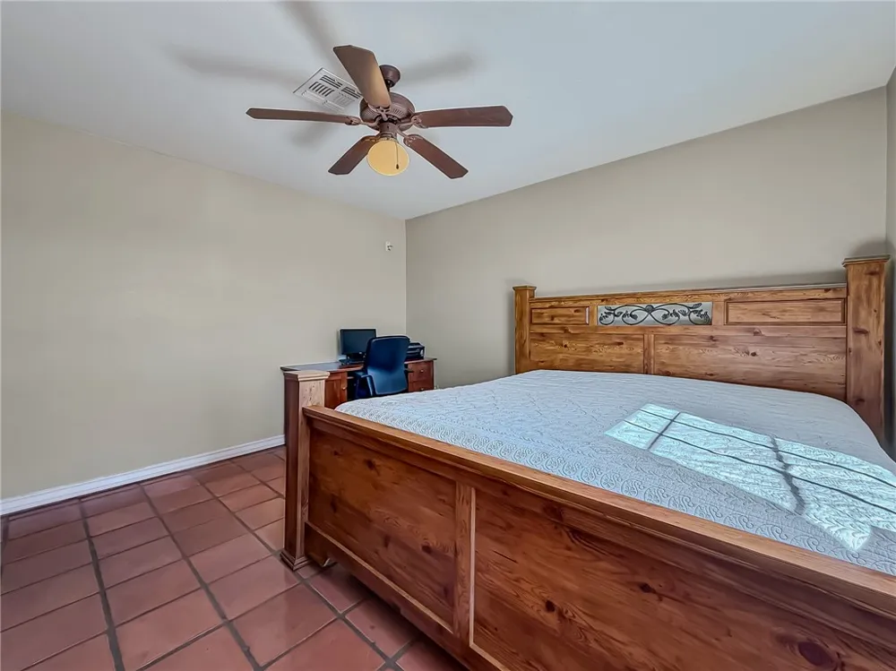 2204 Angel Court Corpus Christi, TX 78415