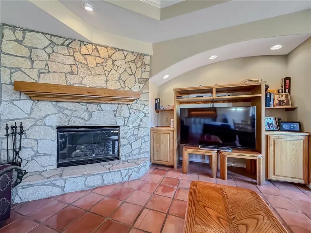 2204 Angel Court Corpus Christi, TX 78415
