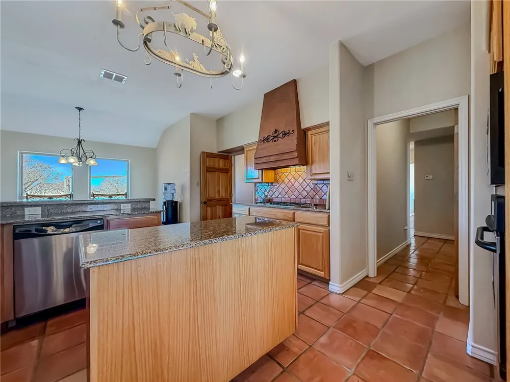 2204 Angel Court Corpus Christi, TX 78415