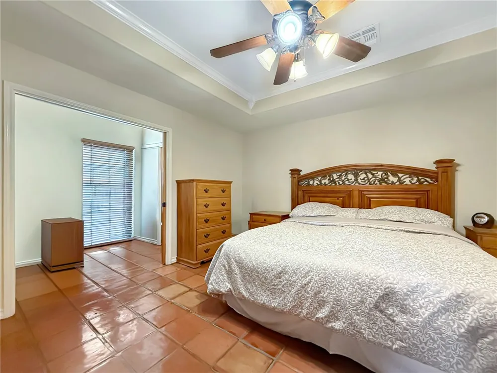 2204 Angel Court Corpus Christi, TX 78415