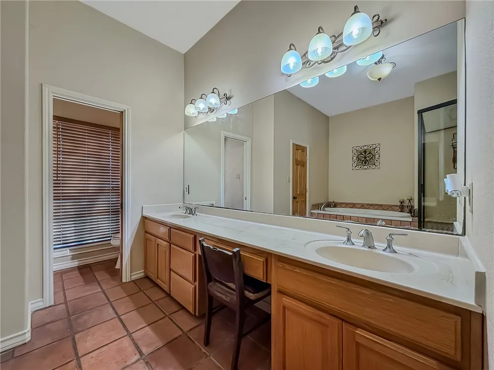 2204 Angel Court Corpus Christi, TX 78415